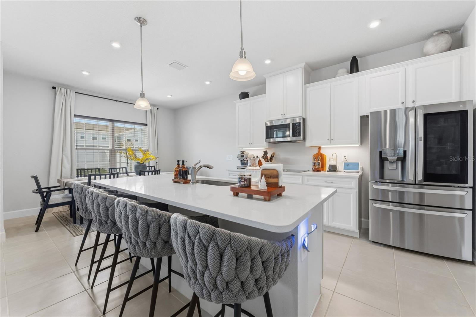 Image 6 of 31 For 14031 Crimson Avenue