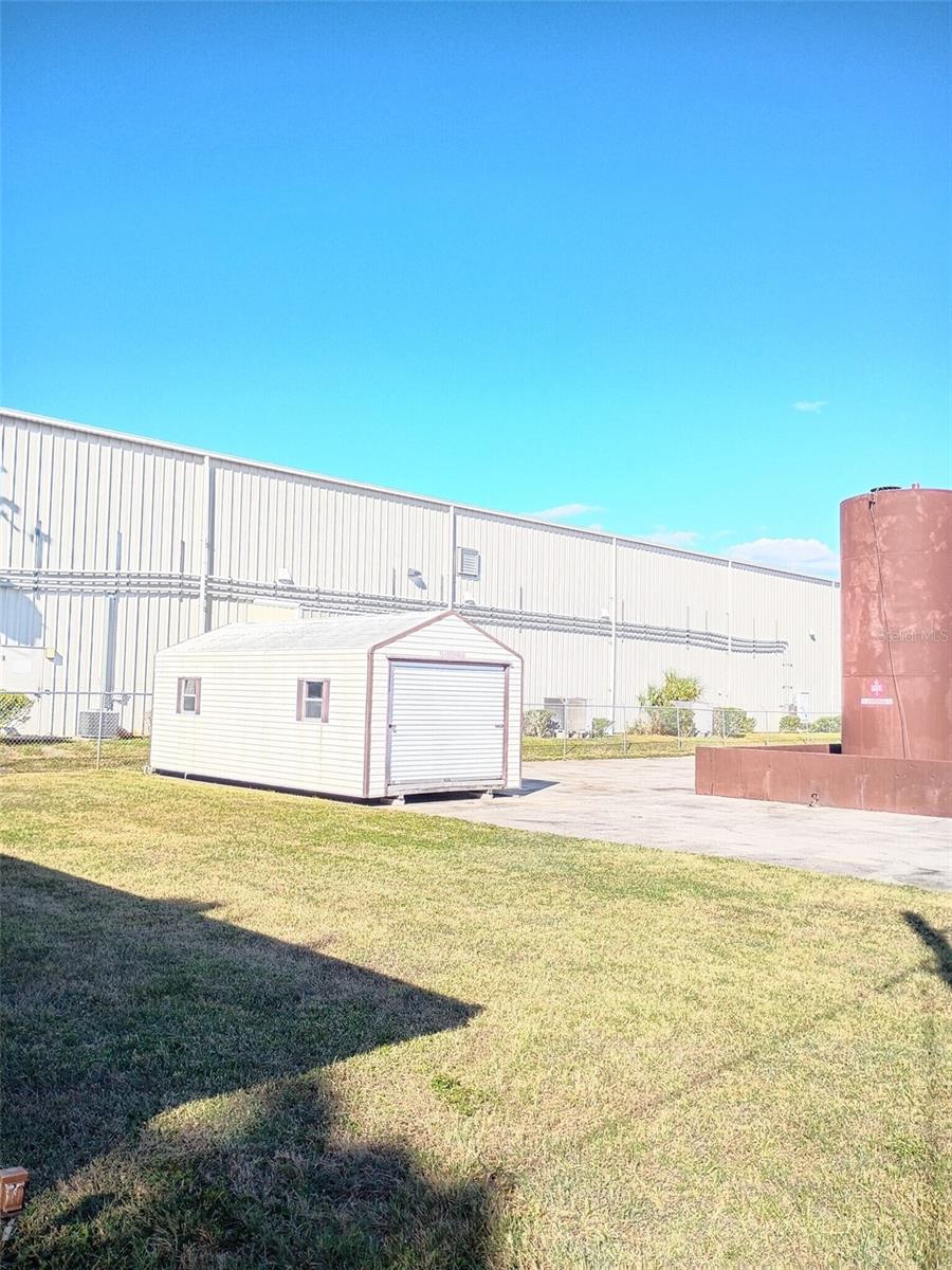 Image 6 of 9 For 8220 Leo Kidd Avenue