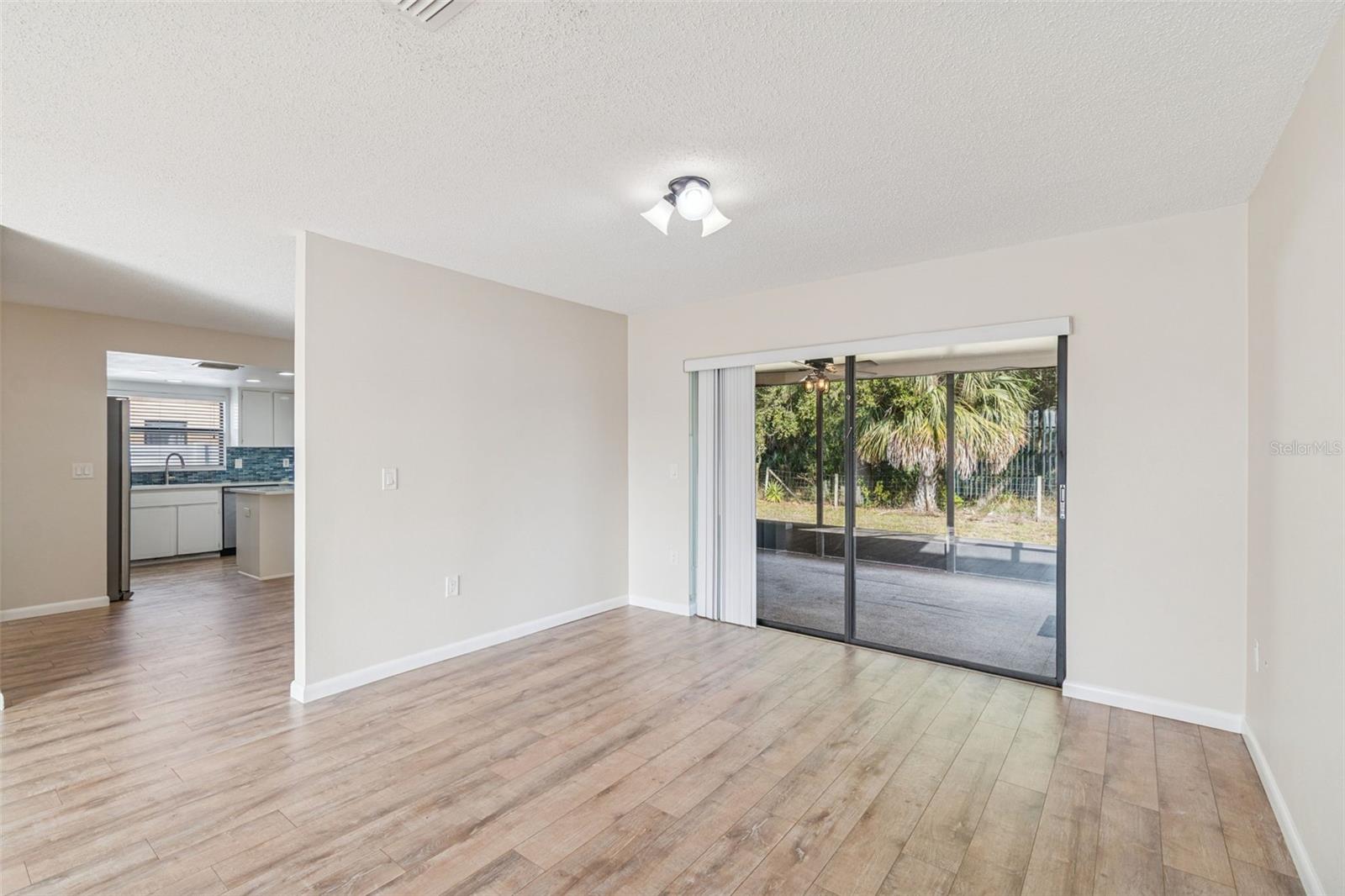 Image 10 of 55 For 2907 Narcissus Drive