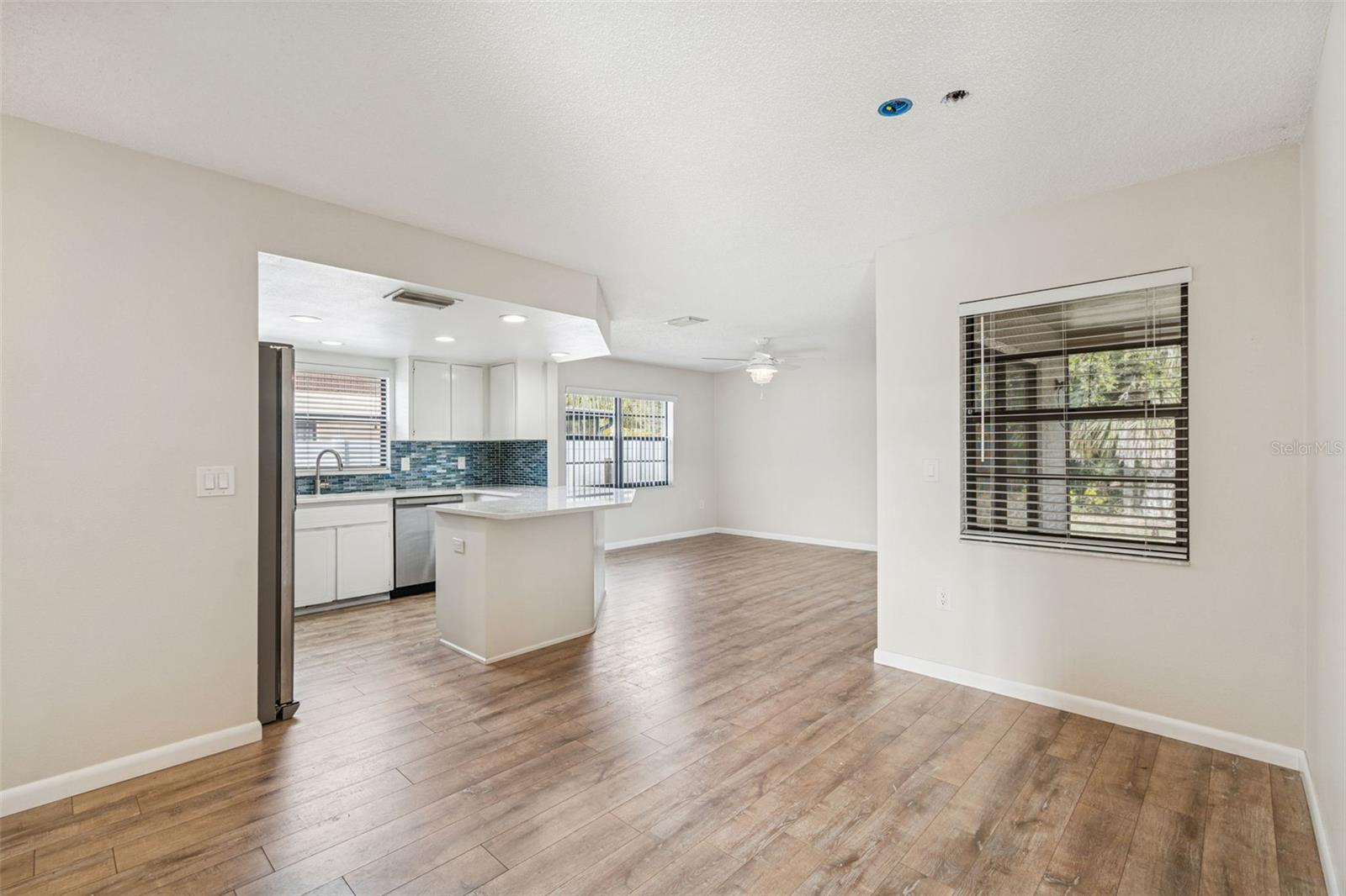 Image 12 of 55 For 2907 Narcissus Drive