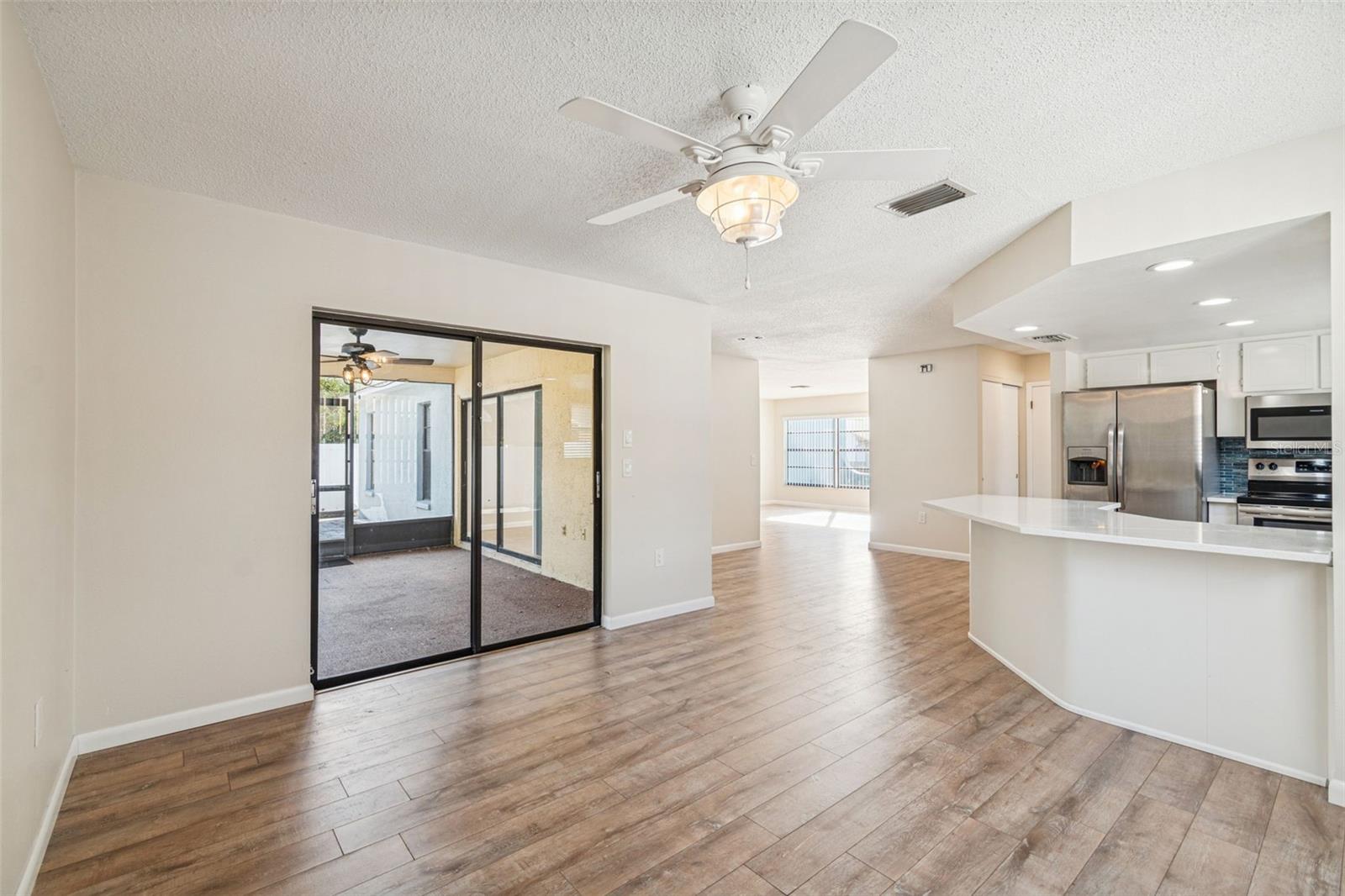 Image 25 of 55 For 2907 Narcissus Drive