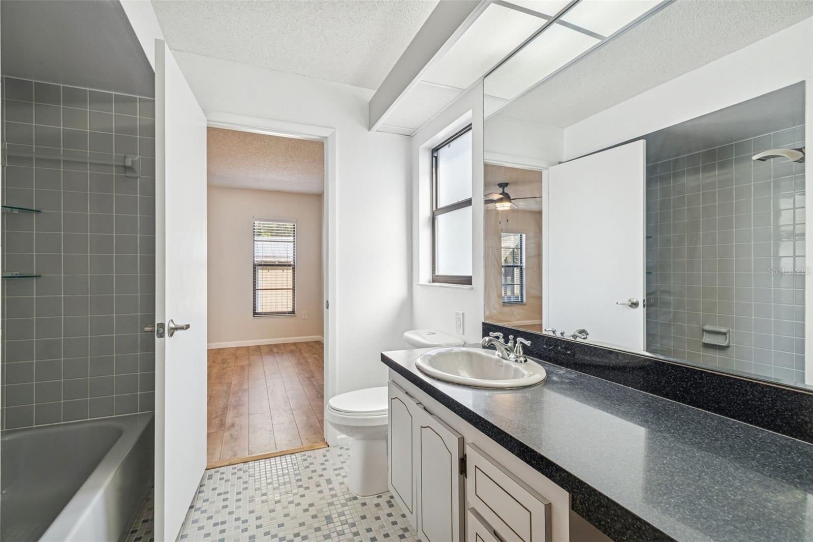 Image 33 of 55 For 2907 Narcissus Drive