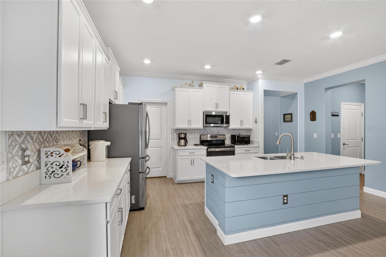 Image 10 of 66 For 16912 Anchor Root Street