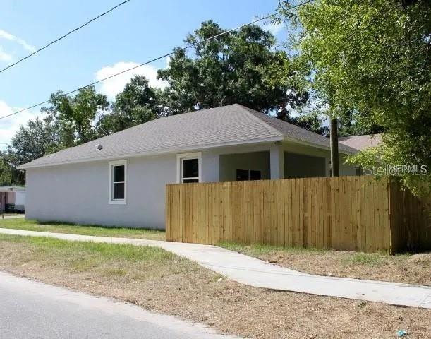 Image 3 of 24 For 7026 Dakota Avenue