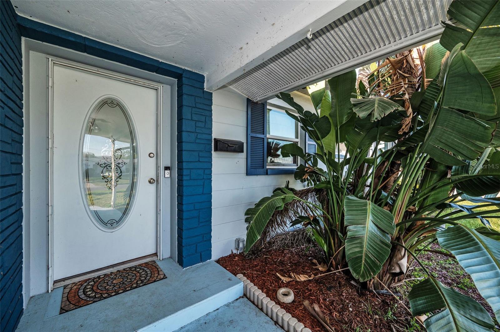 Image 4 of 32 For 11077 87th Avenue