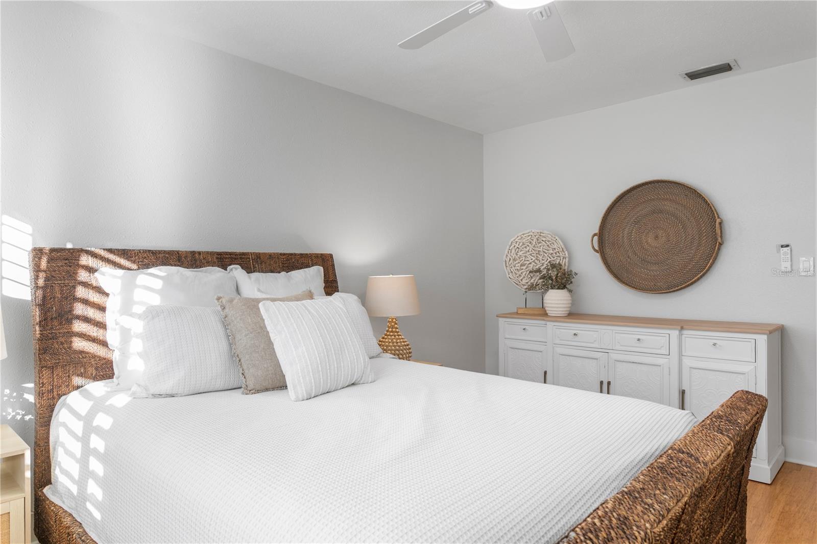 Image 27 of 47 For 253 Hermosita Drive