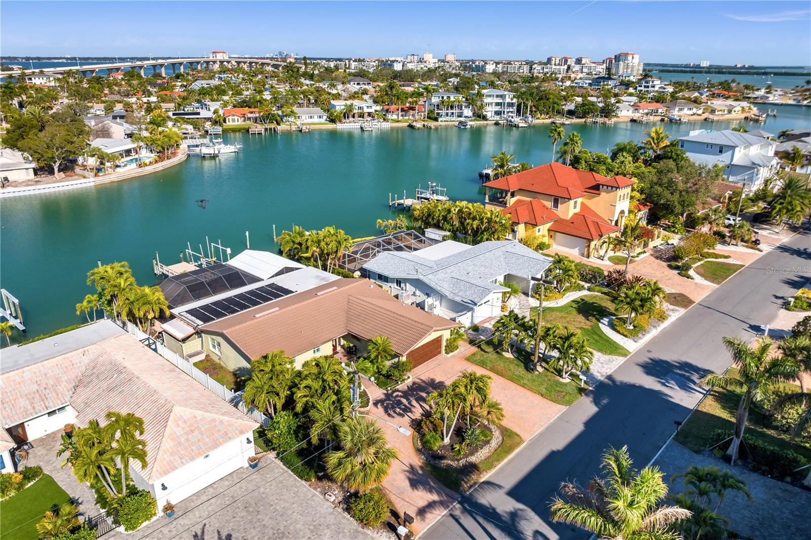 Image 40 of 47 For 253 Hermosita Drive