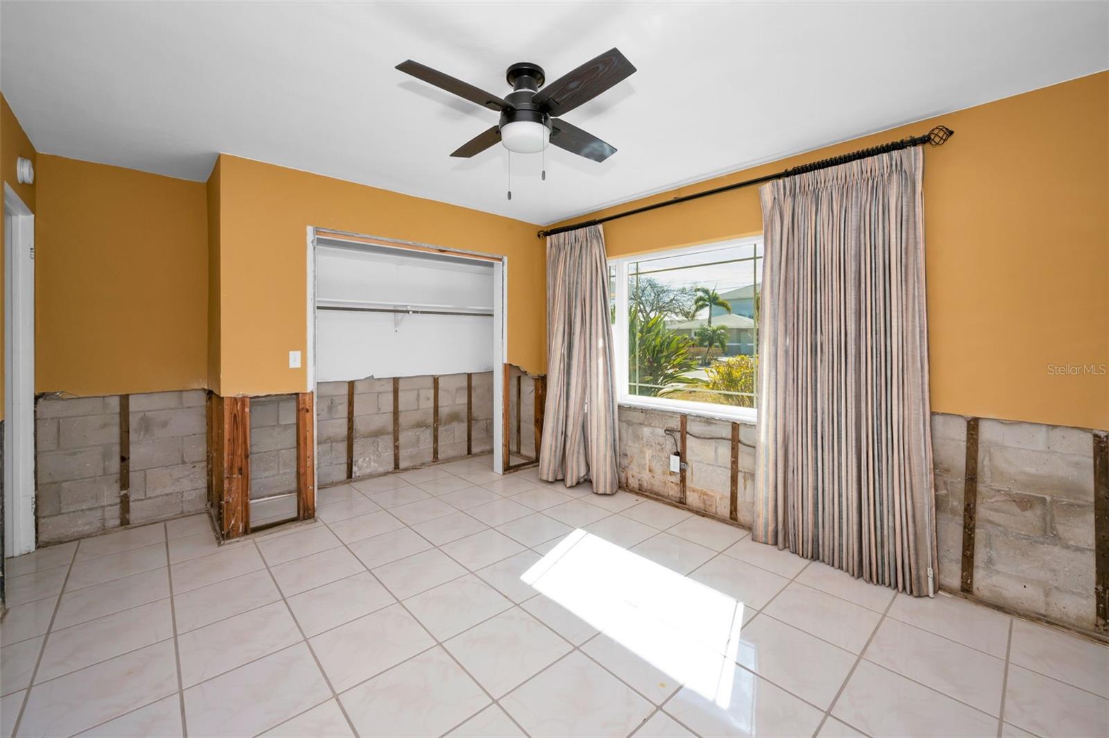 Listing photo id 49 for 366 La Hacienda Drive