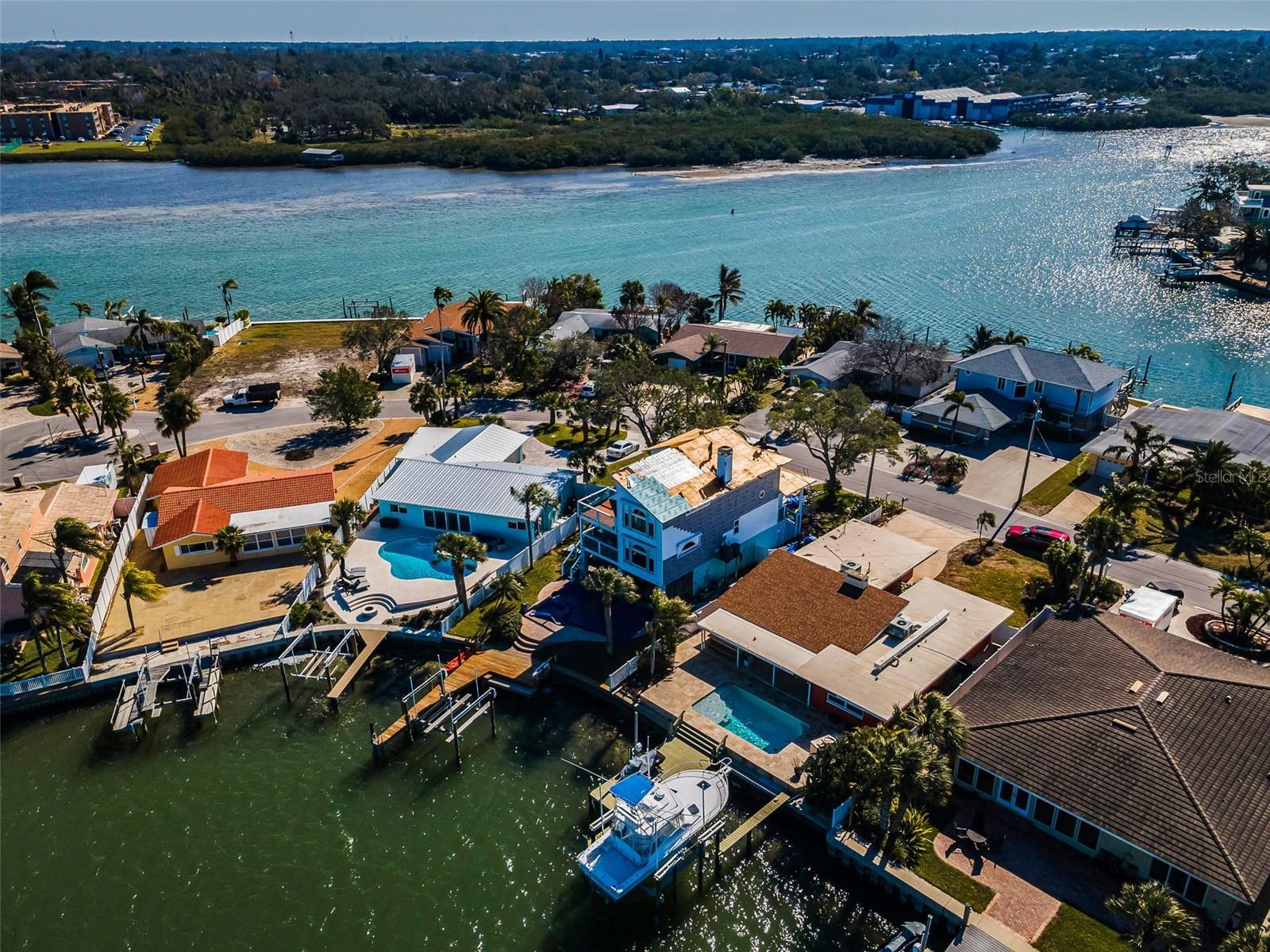 Listing photo id 69 for 366 La Hacienda Drive