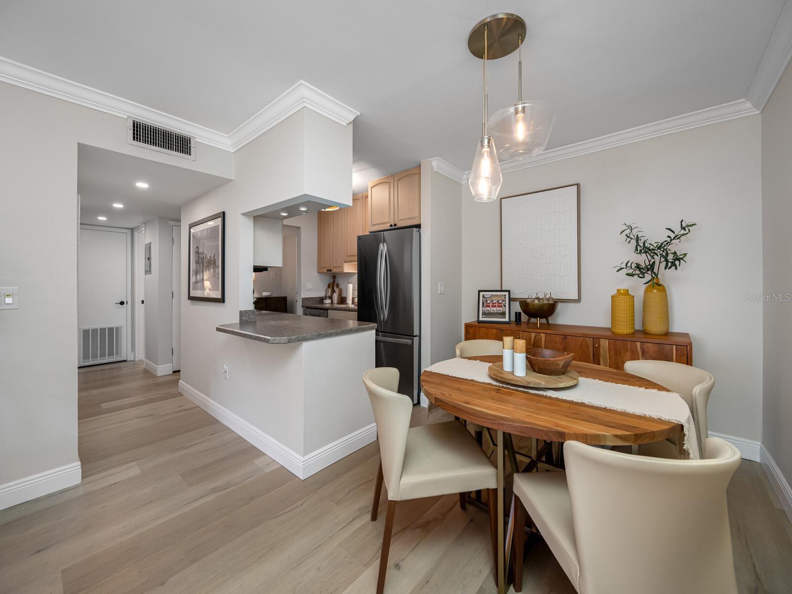 Image 6 of 26 For 3325 Bayshore Boulevard B36