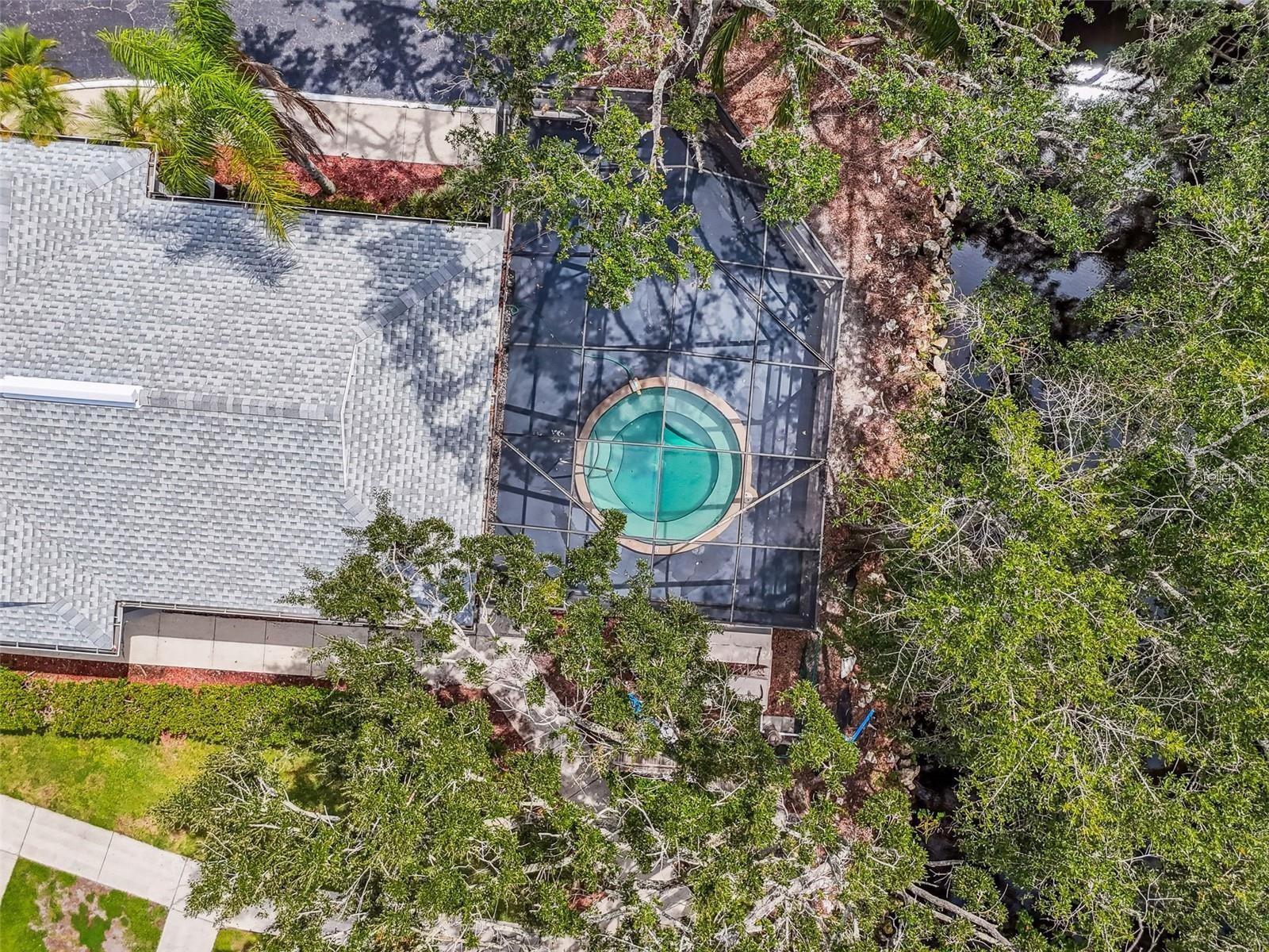 Image 20 of 33 For 4131 Dolphin Drive 4131