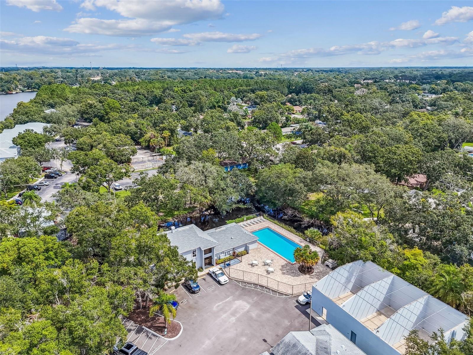 Image 28 of 33 For 4131 Dolphin Drive 4131