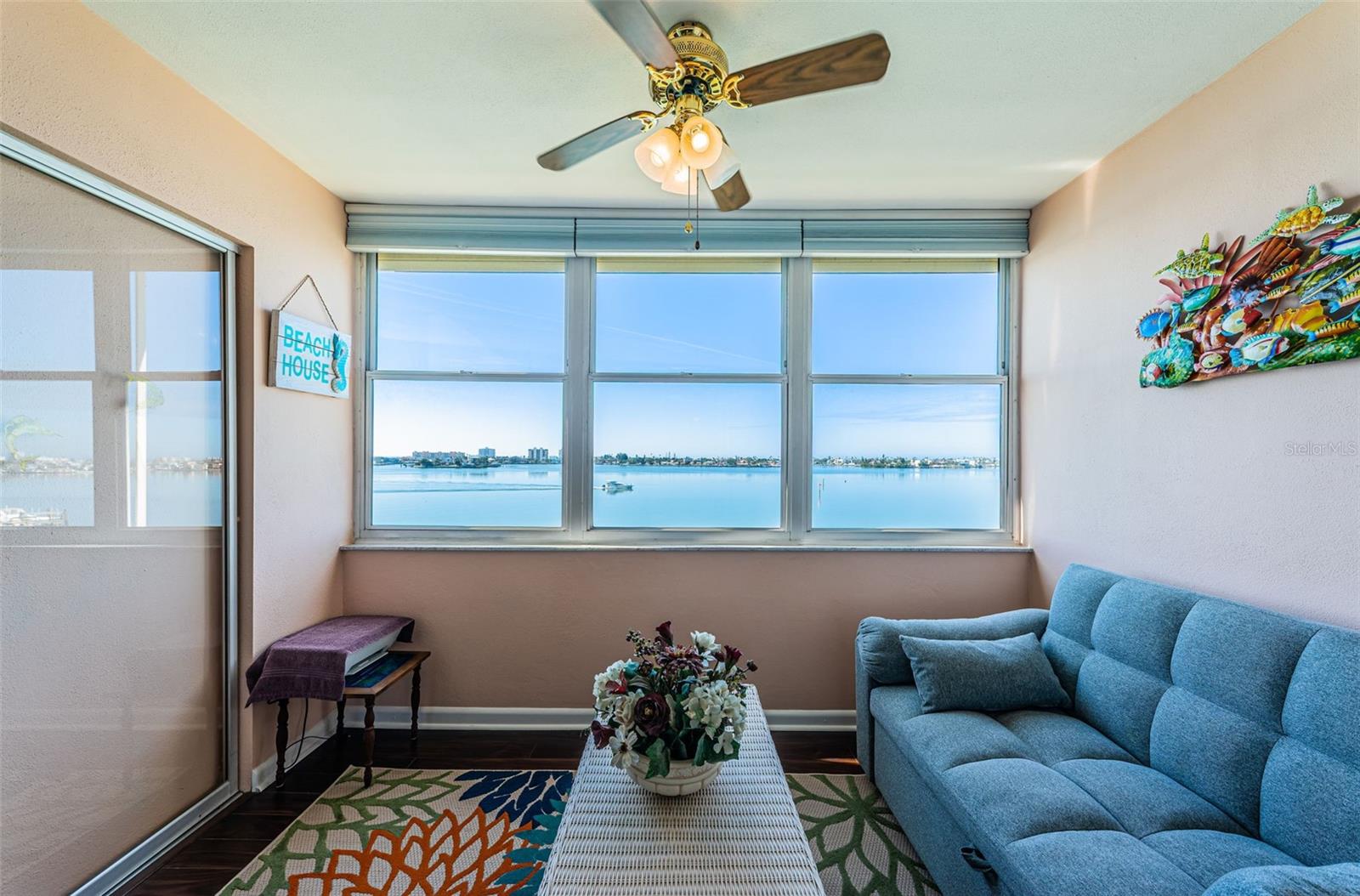 Image 24 of 64 For 4750 Cove Circle 605