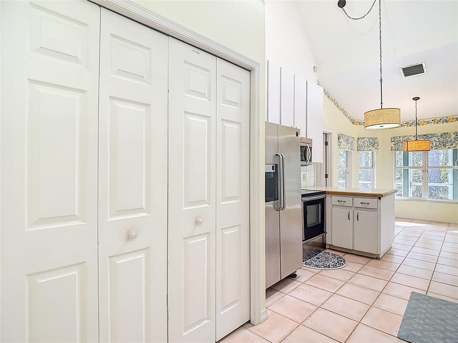 Image 11 of 51 For 27226 Black Hawk Drive