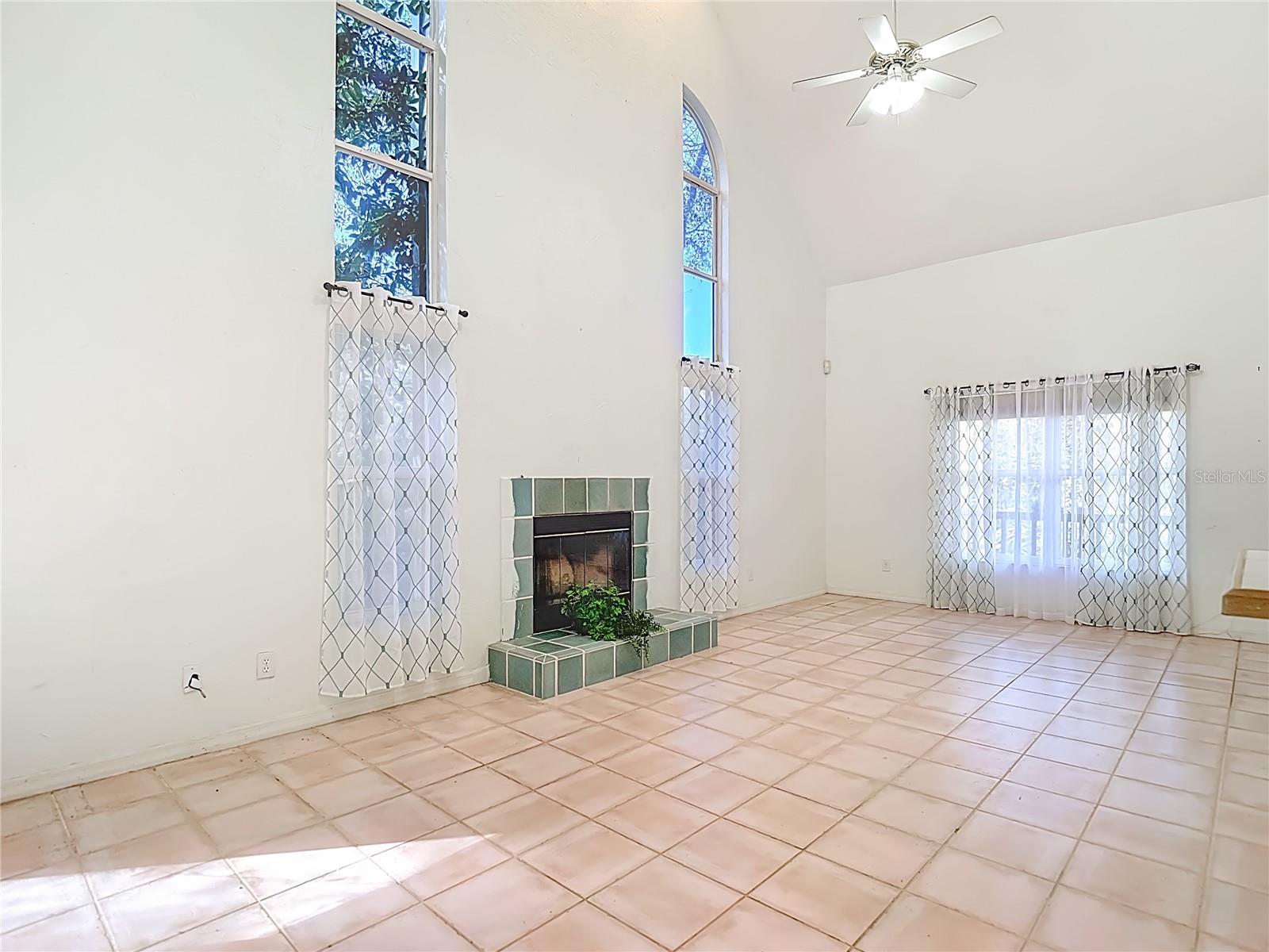 Image 13 of 51 For 27226 Black Hawk Drive