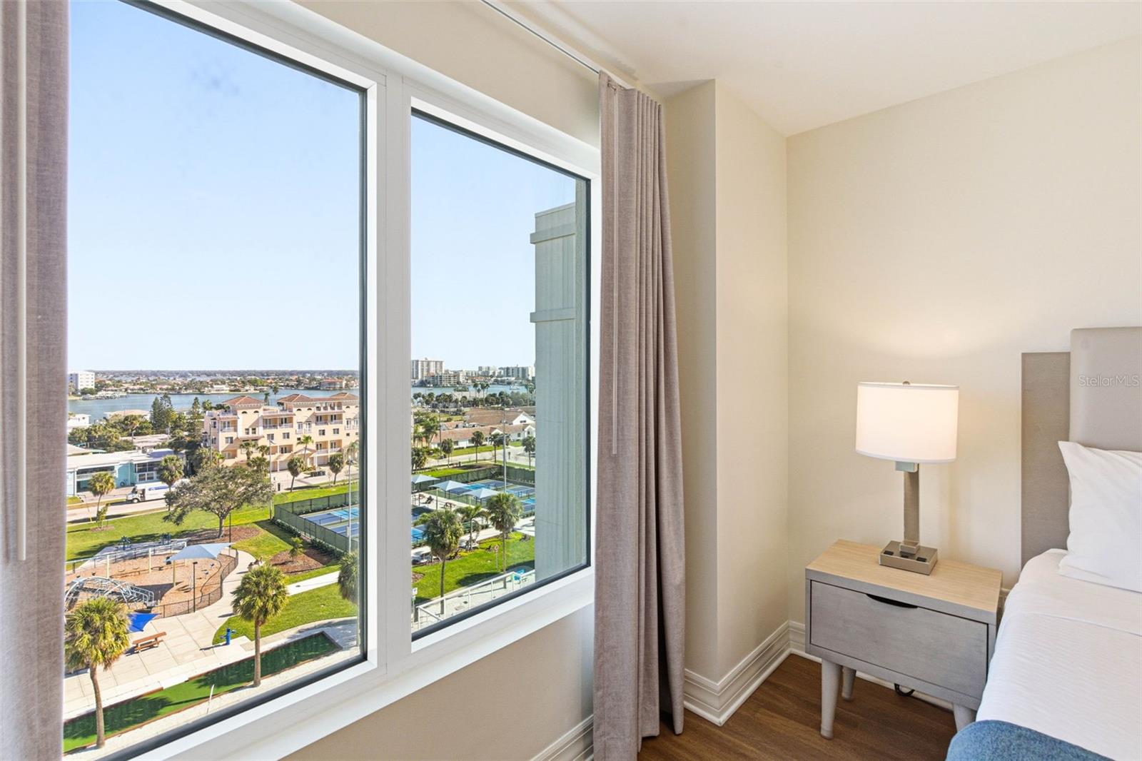 Image 18 of 46 For 24 Avalon Street 802