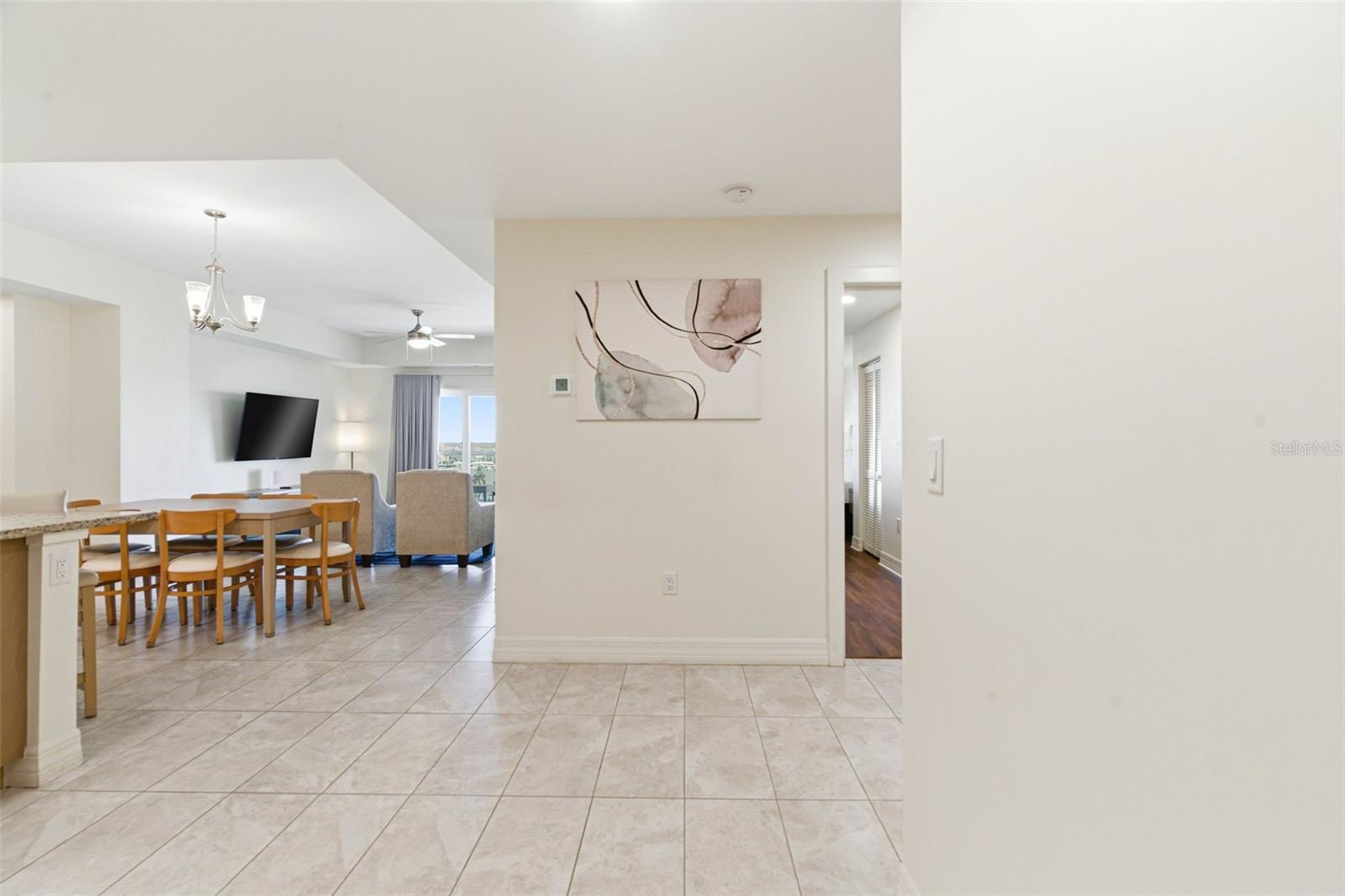 Image 4 of 46 For 24 Avalon Street 802