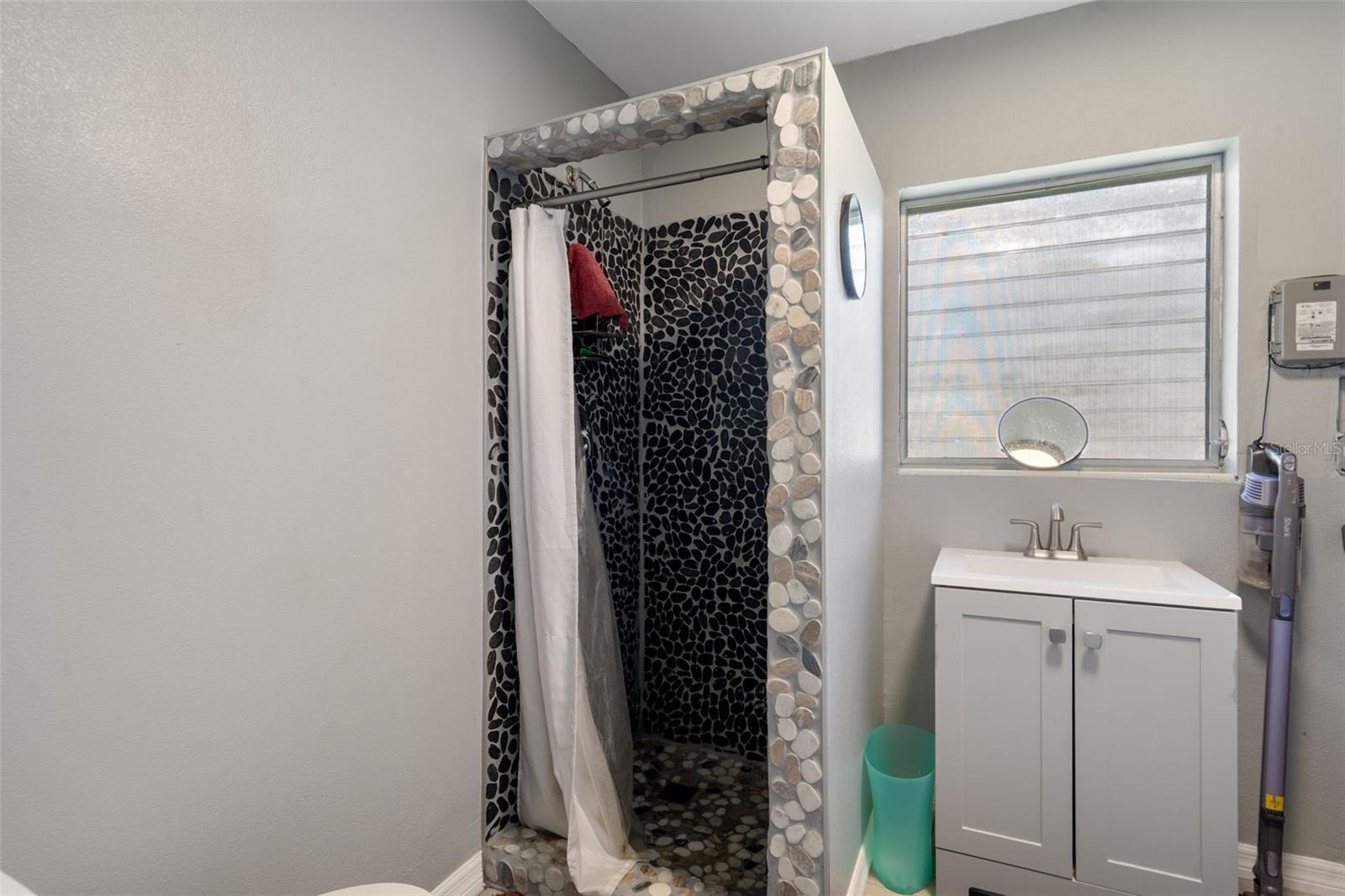 Image 36 of 46 For 7205 Morningstar Lane