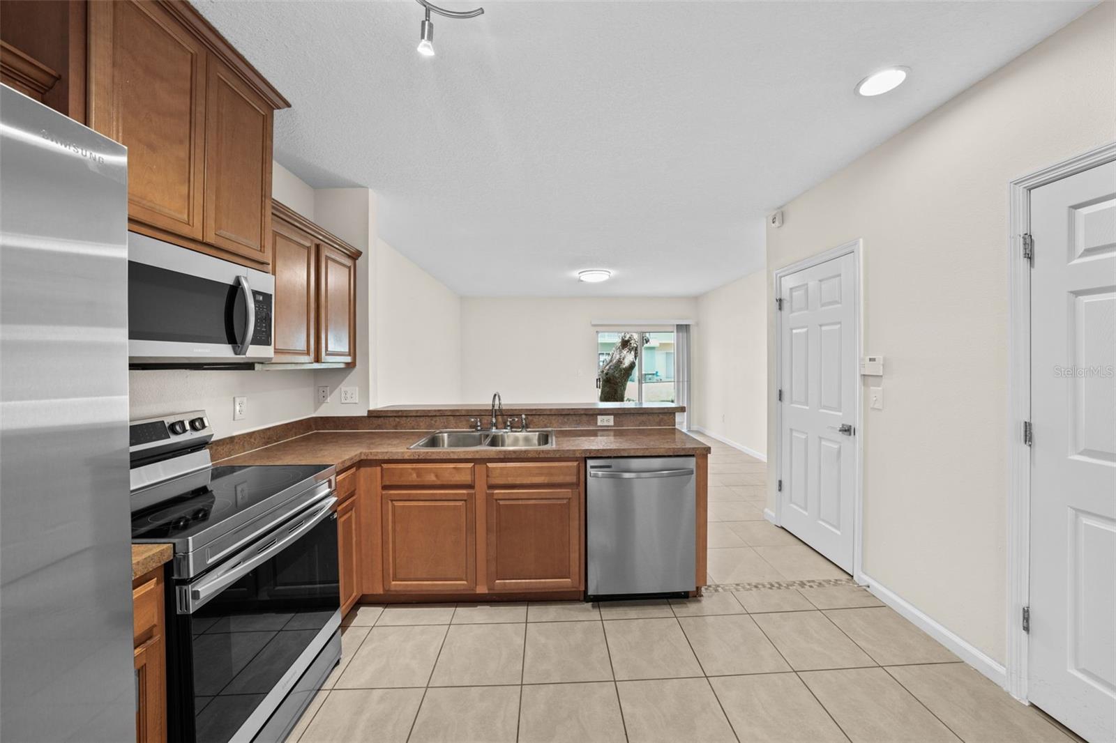 Image 12 of 45 For 5814 Nature Terrace Cove