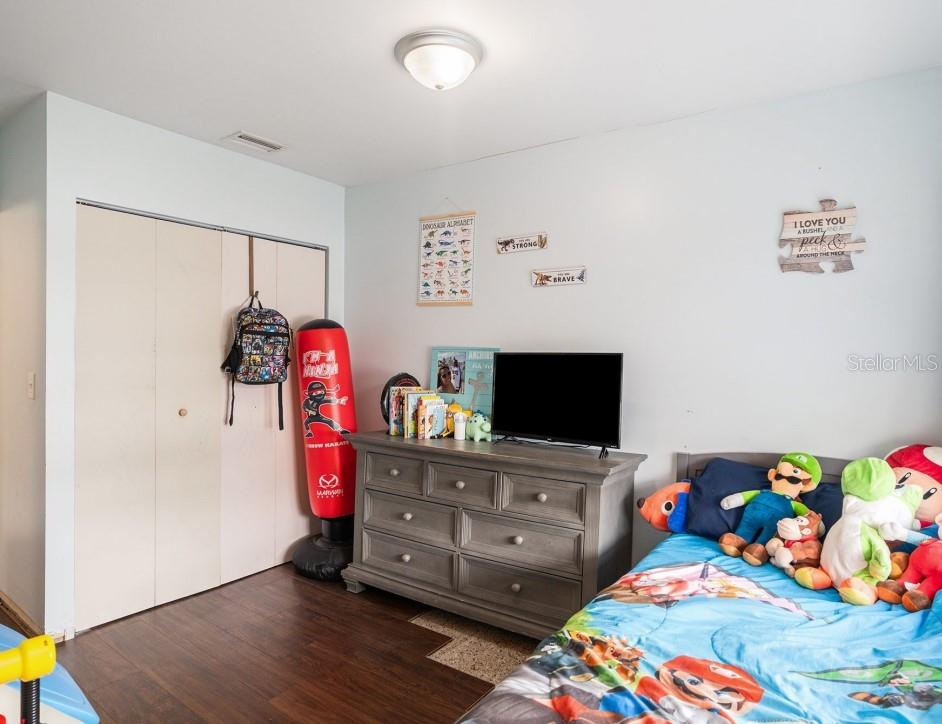 Image 15 of 20 For 6422 Rosewood Drive