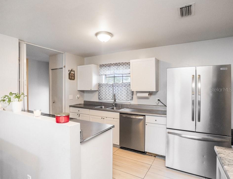 Image 8 of 20 For 6422 Rosewood Drive