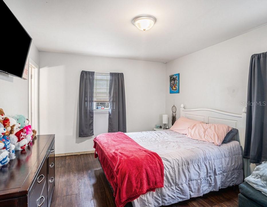 Image 9 of 20 For 6422 Rosewood Drive