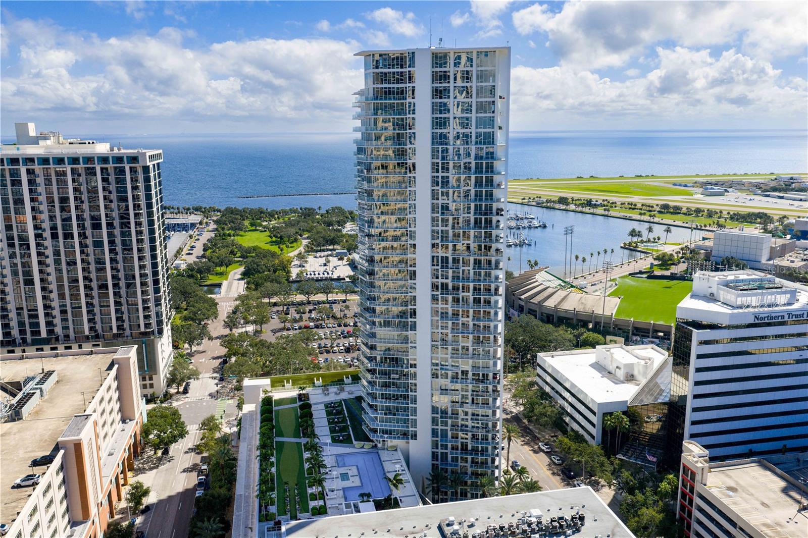 Image 40 of 50 For 175 1st Street S 304