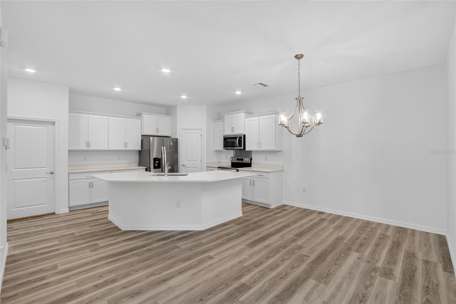 Image 7 of 75 For 4027 Westwood Fields Loop