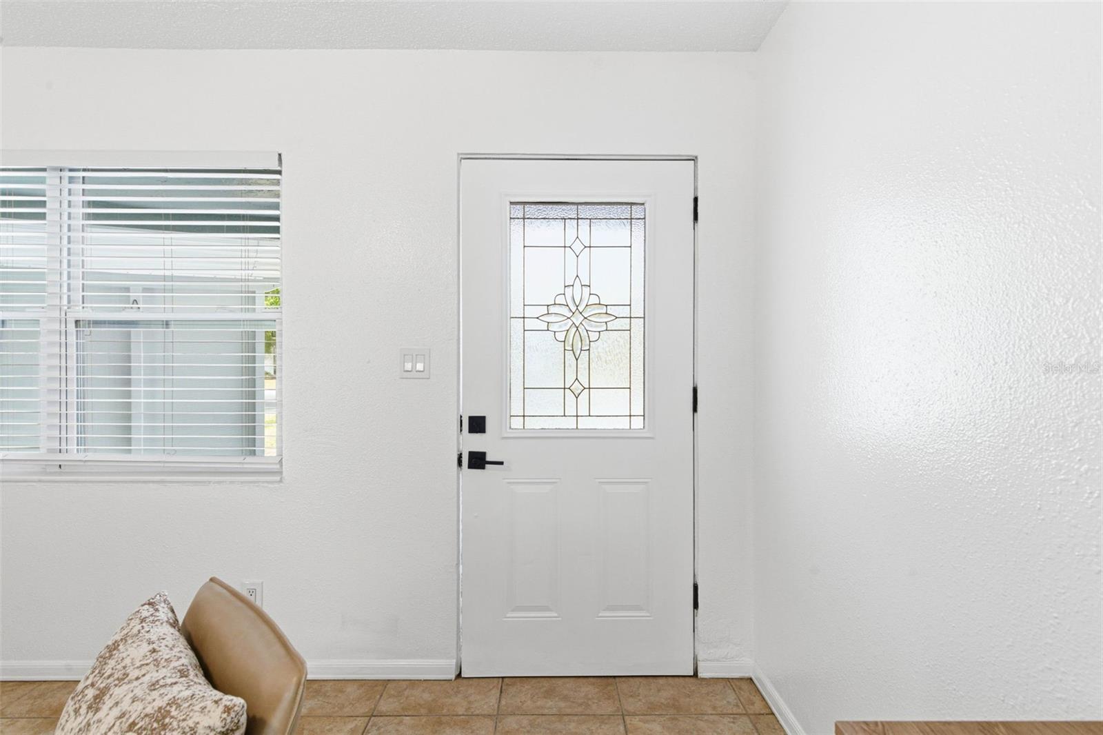 Image 7 of 62 For 5560 94th Avenue N