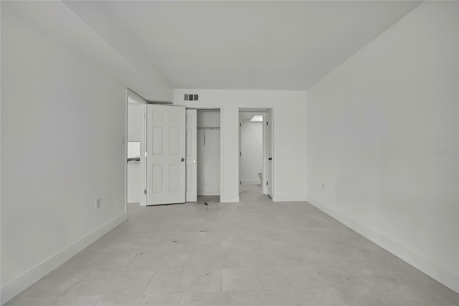 Image 7 of 22 For 5242 Opal Lane 106