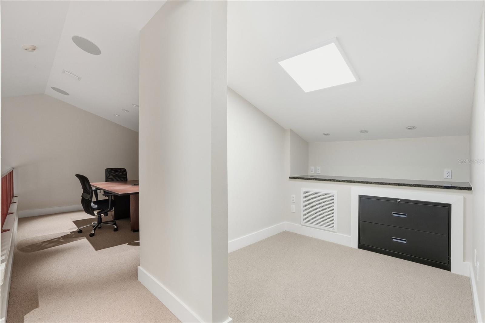 Image 88 of 97 For 12201 Caisson Lane