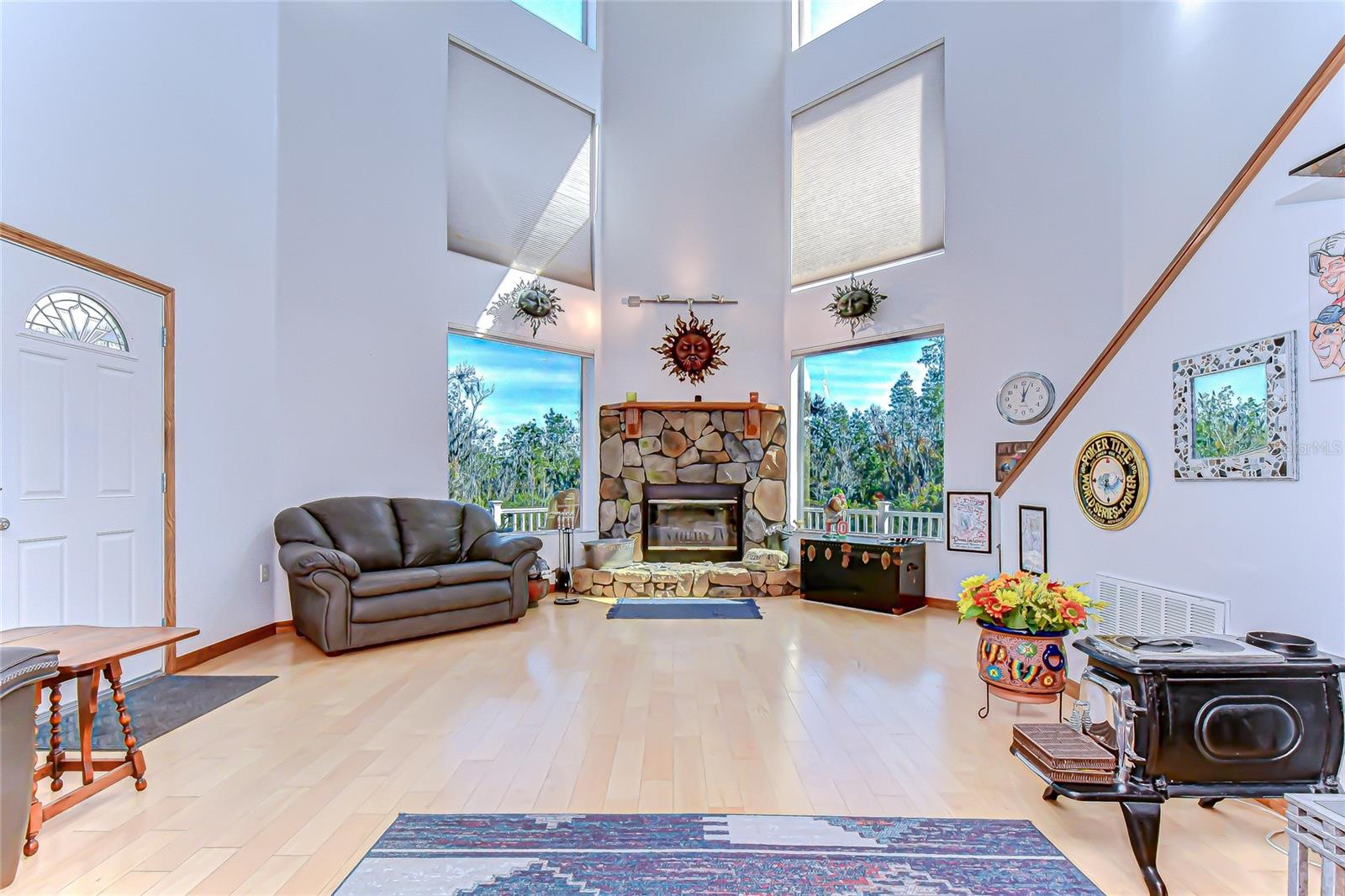 Listing photo id 11 for 3719 Moores Lake Road