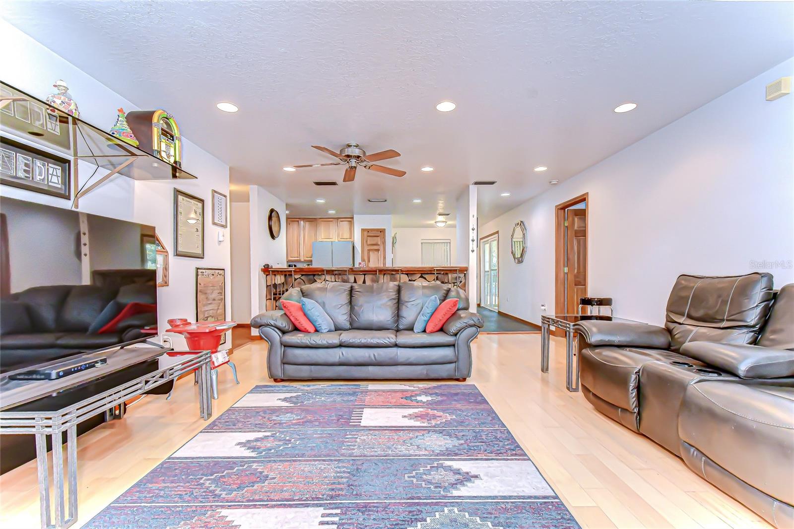 Listing photo id 13 for 3719 Moores Lake Road