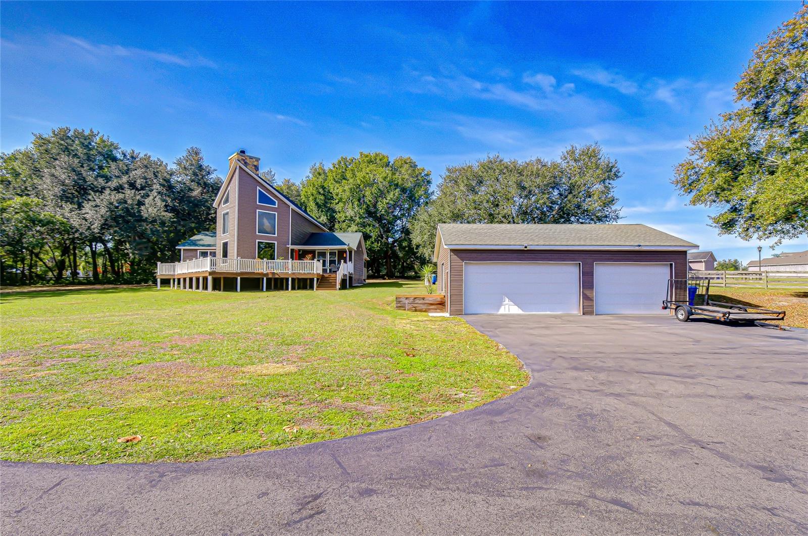 Listing photo id 3 for 3719 Moores Lake Road