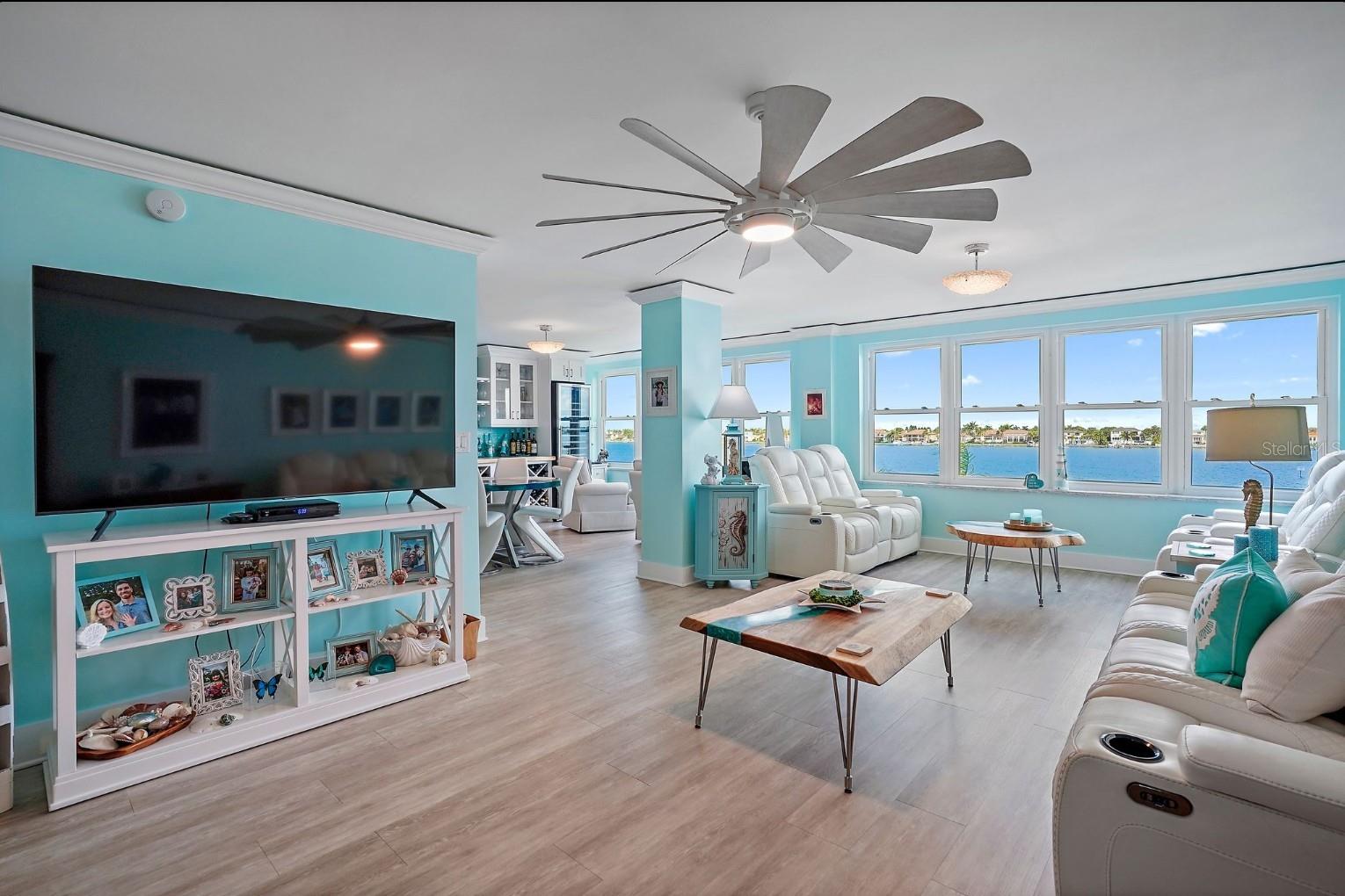 Image 7 of 64 For 5200 Brittany Drive S 407