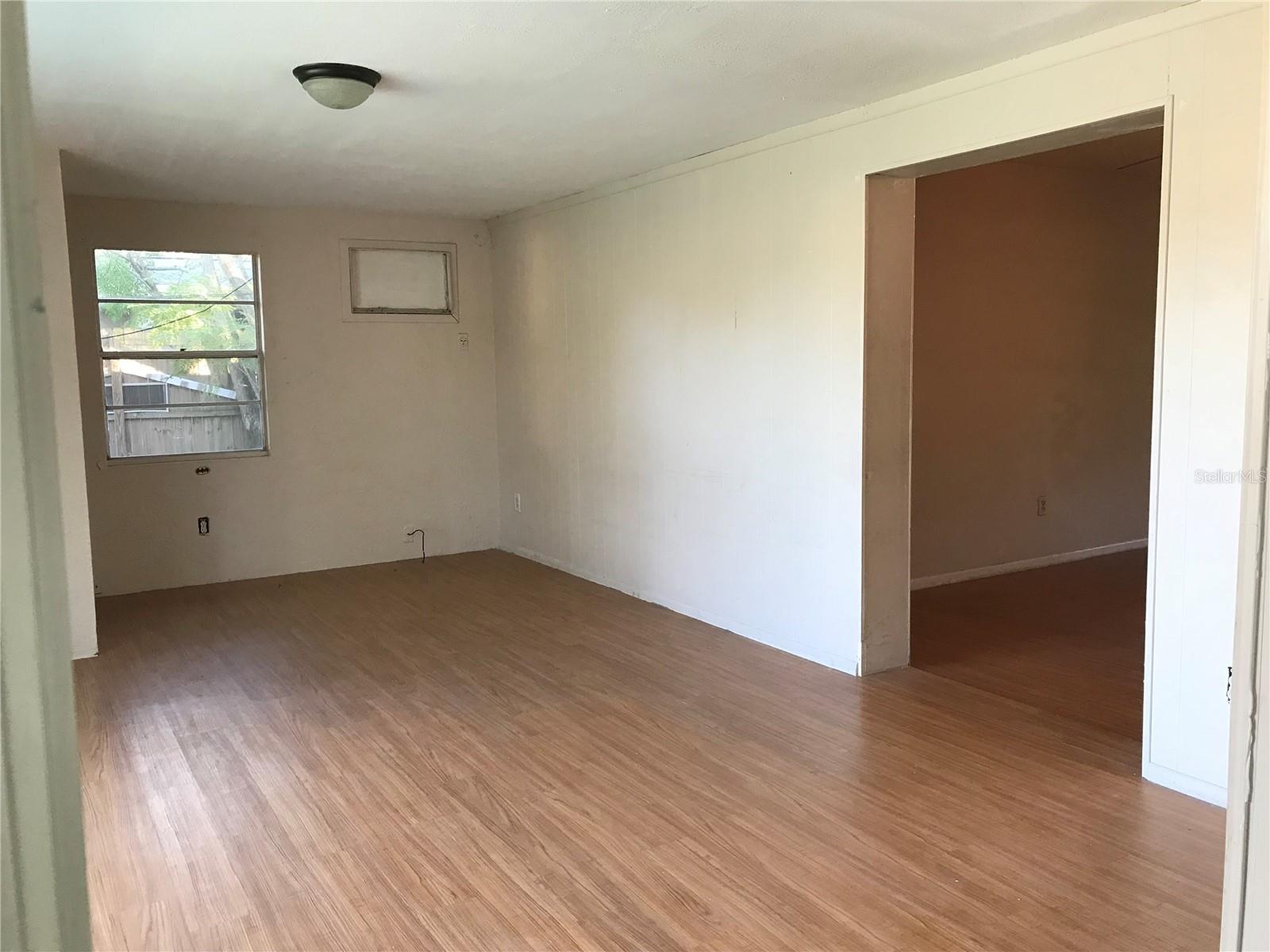 Image 6 of 6 For 1652 Sunset Point Road