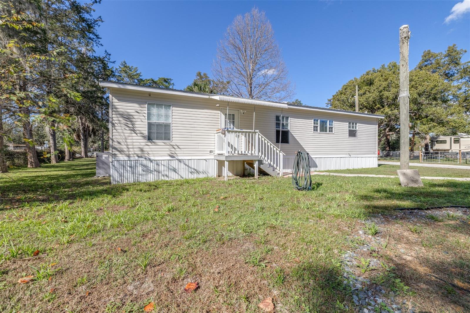 Image 25 of 36 For 9399 35th Court