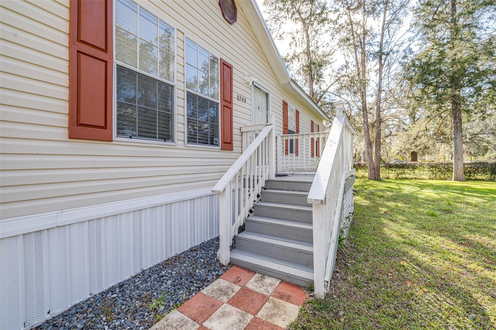 Image 6 of 36 For 9399 35th Court