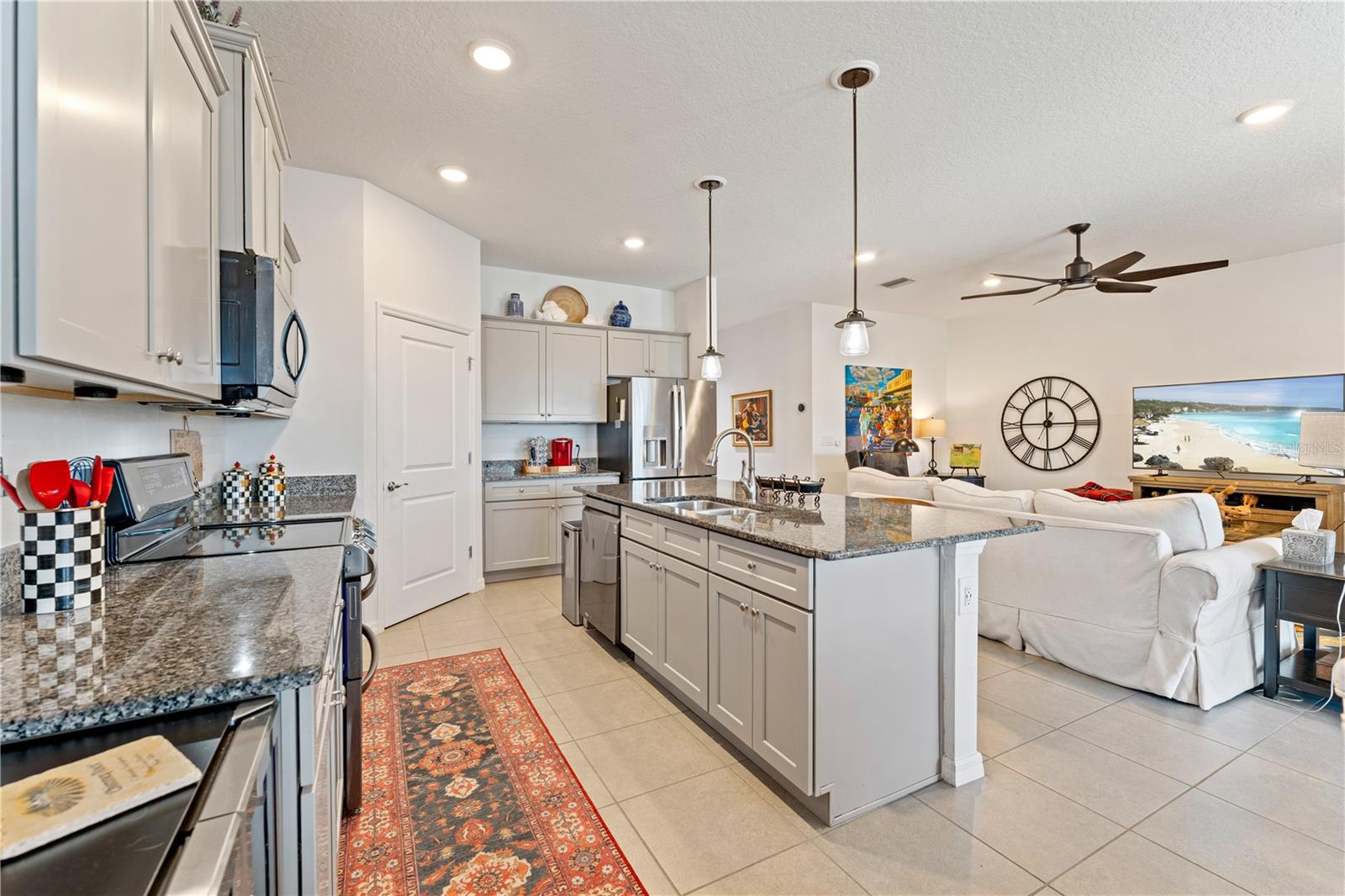 Image 14 of 50 For 1094 Manzanar Place