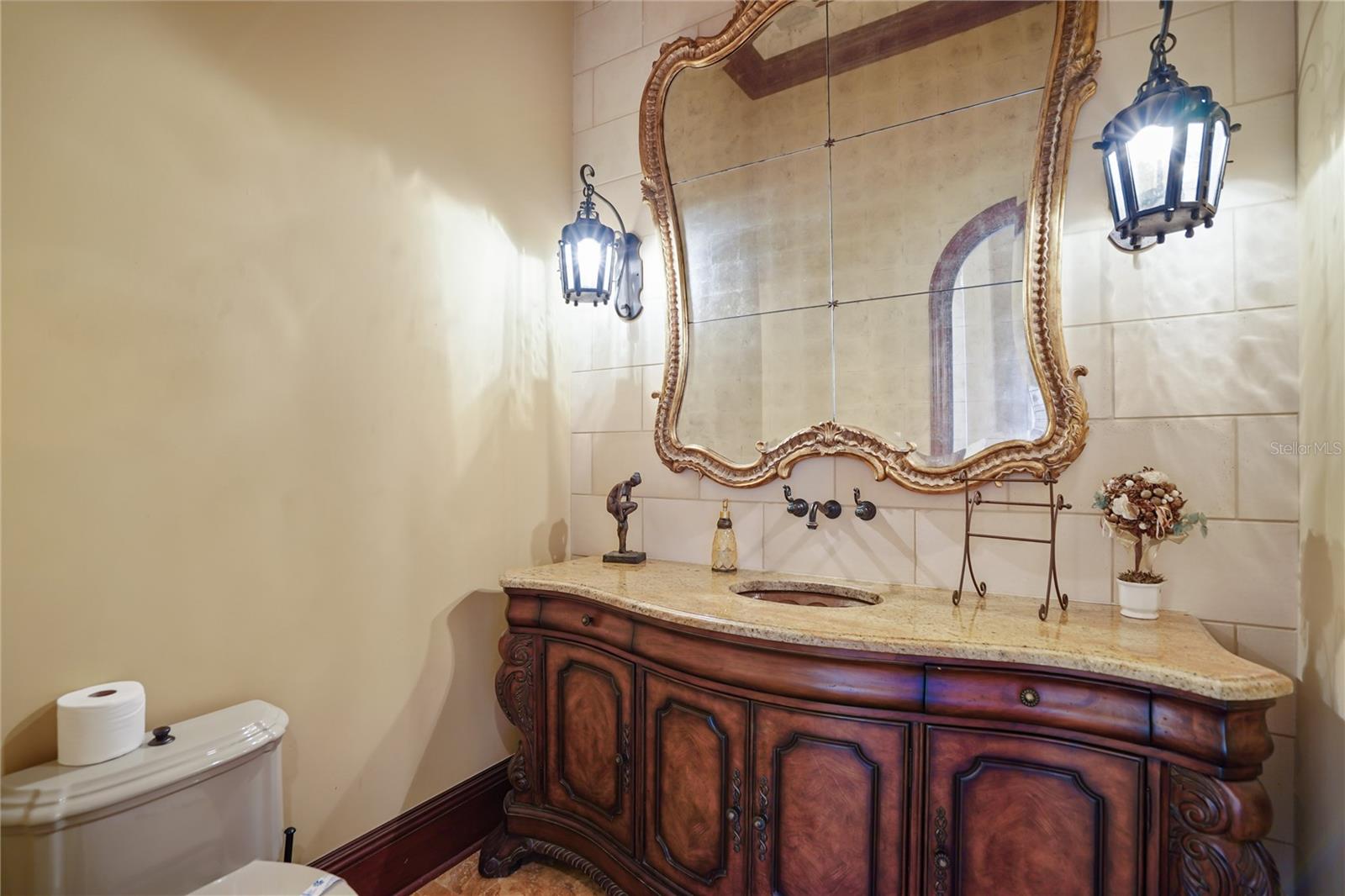 Image 18 of 74 For 1363 Oceanview Drive