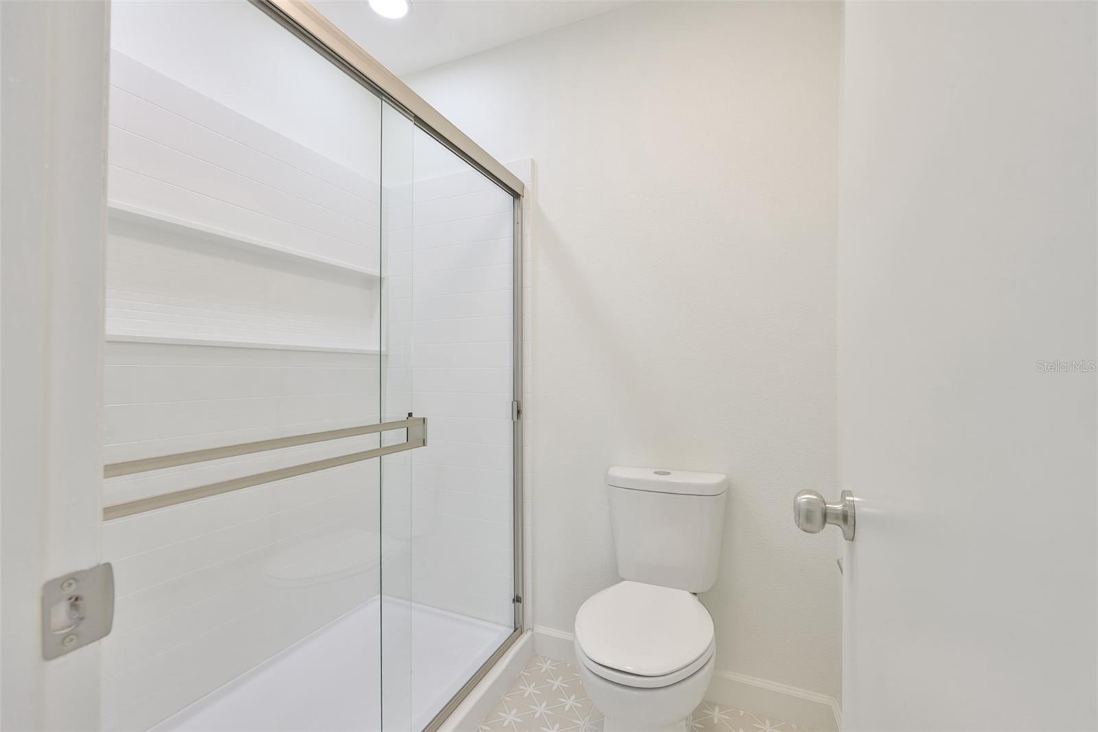 Image 21 of 42 For 1620 58th Avenue S 6