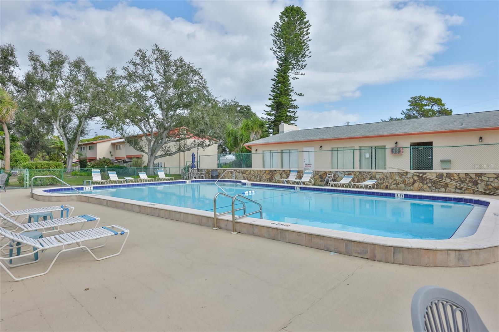 Image 37 of 42 For 1620 58th Avenue S 6