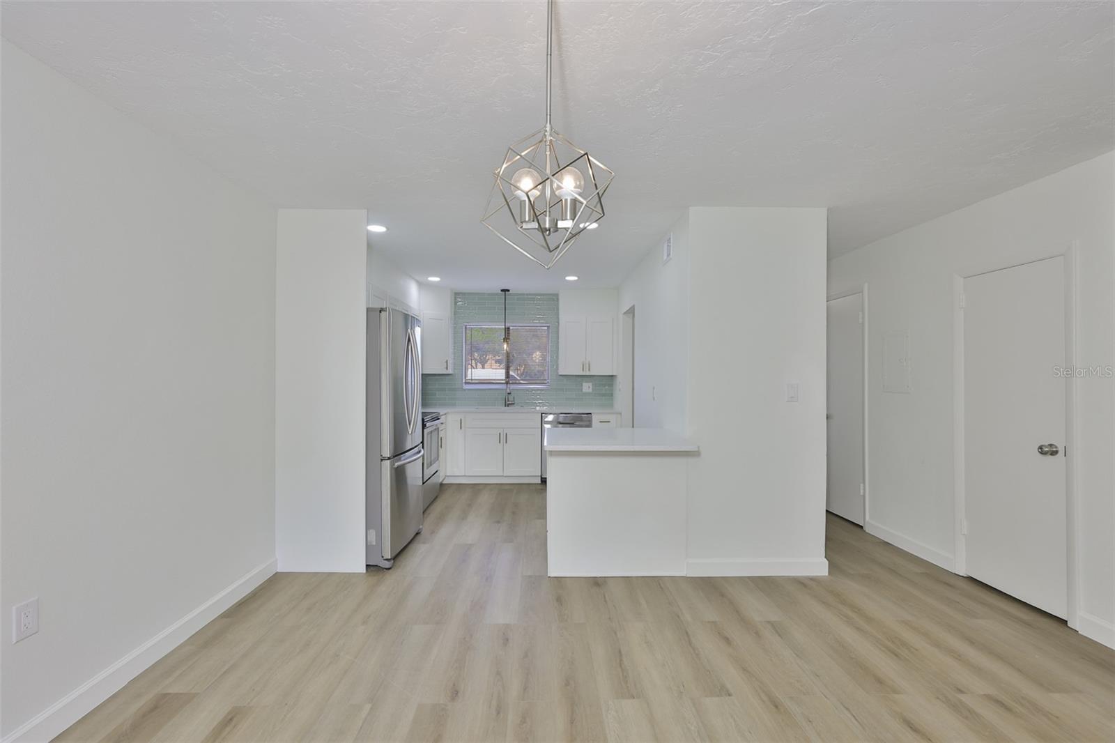 Image 7 of 42 For 1620 58th Avenue S 6