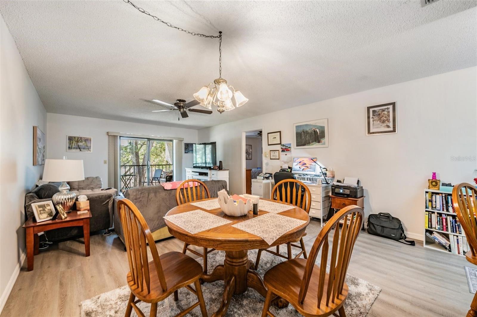 Listing photo id 30 for 3505 Tarpon Woods Boulevard G407