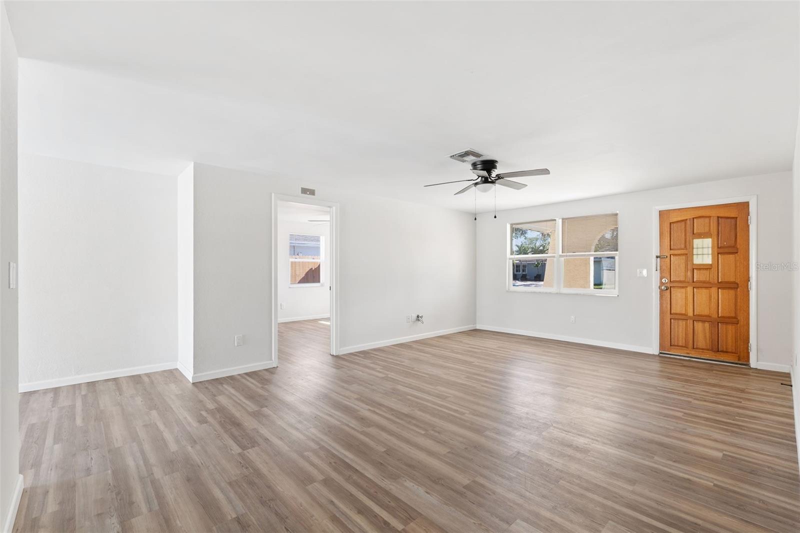 Image 3 of 10 For 11967 106th Court