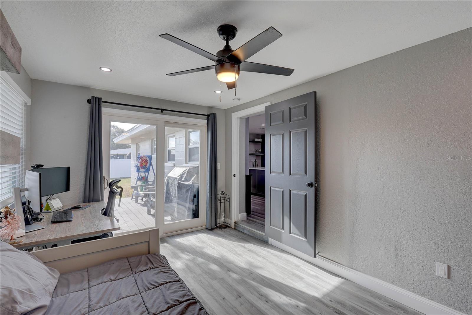 Image 24 of 36 For 8201 Ridge Road