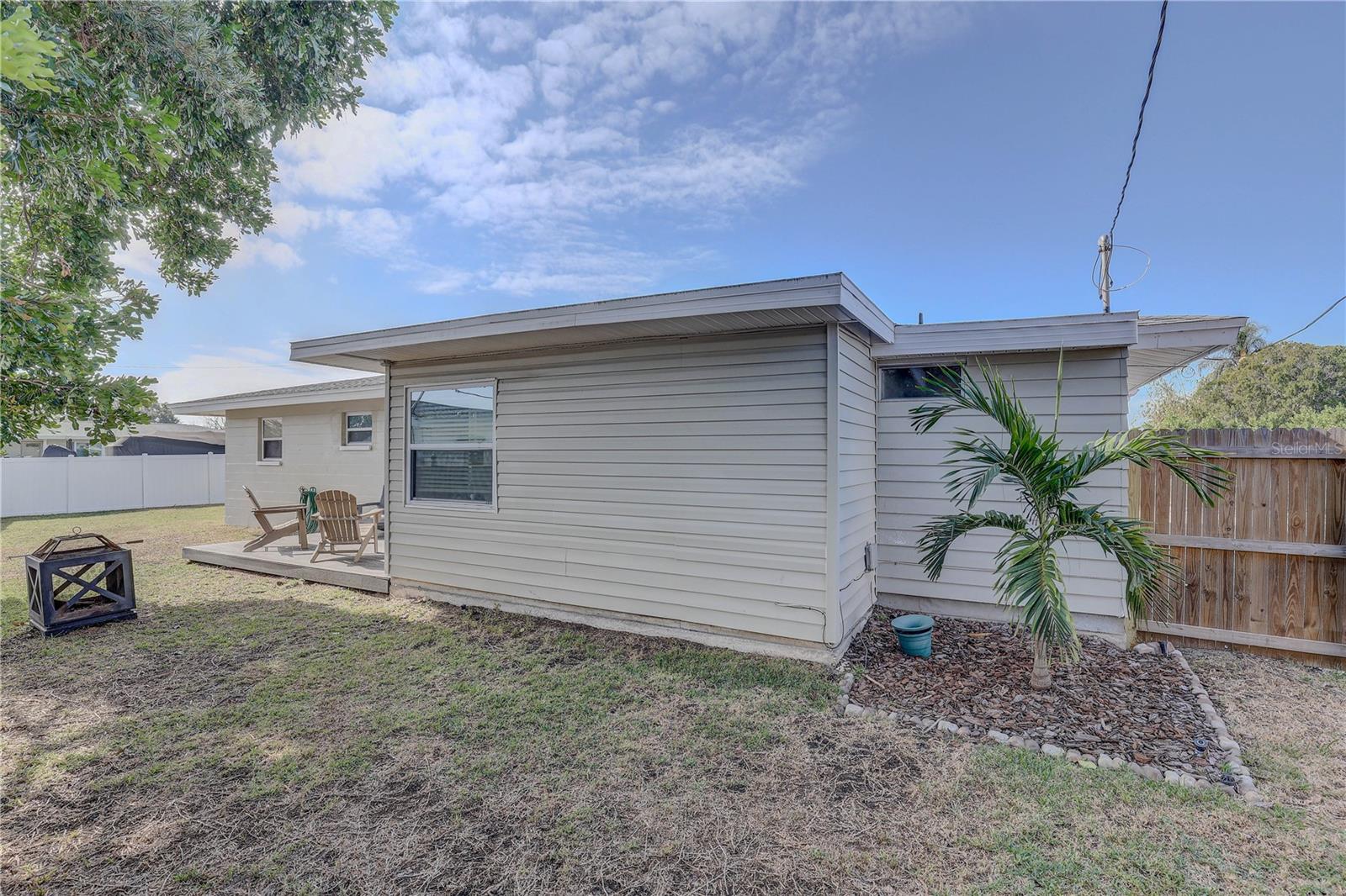 Image 28 of 36 For 8201 Ridge Road