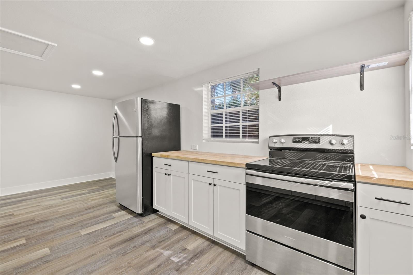 Image 4 of 11 For 3817 Bay To Bay Boulevard B