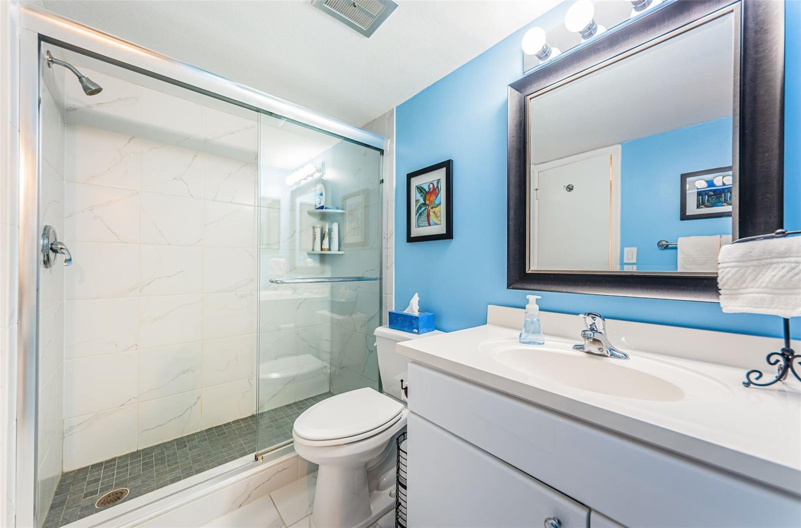 Image 26 of 51 For 4725 Cove Circle 808