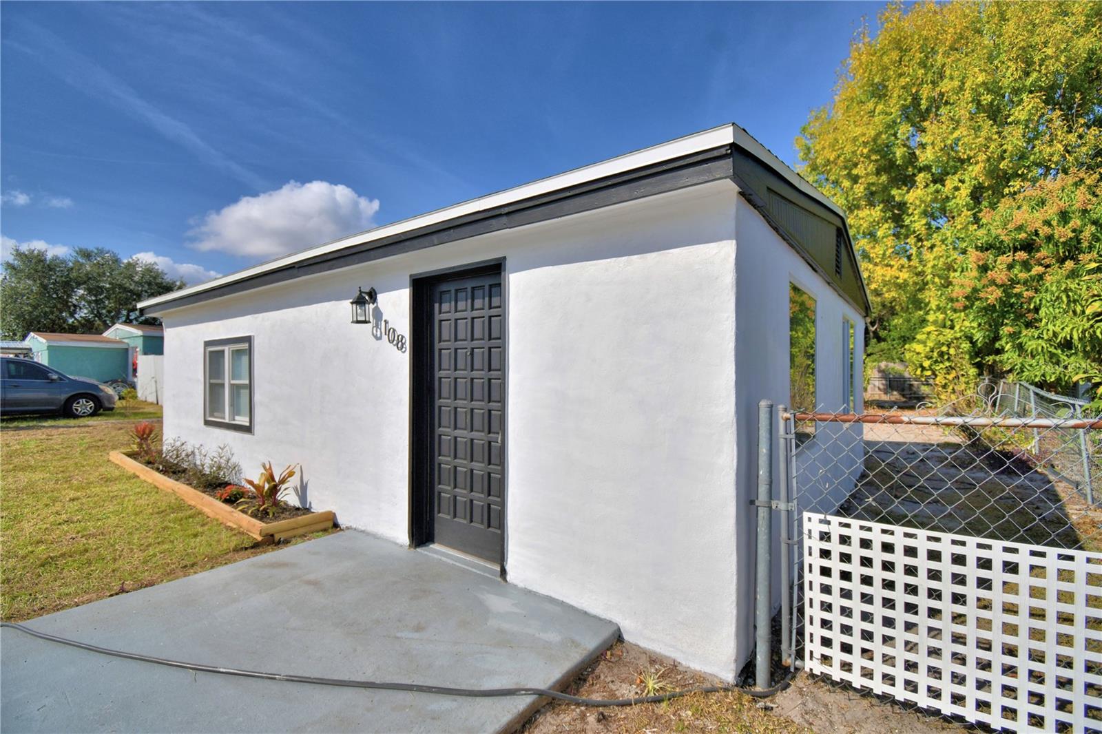 Image 38 of 42 For 108 Yale Avenue